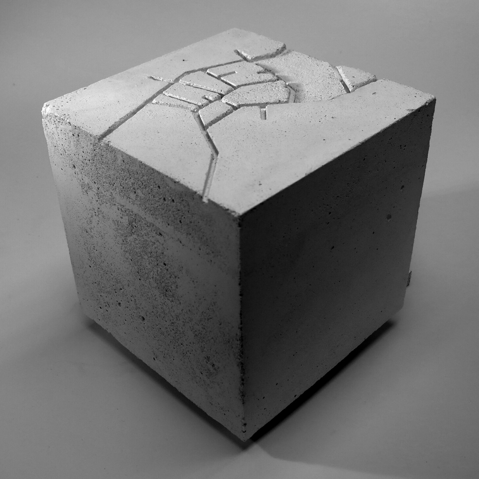 Territori assenyalat LXXIV, formigó, 2014
